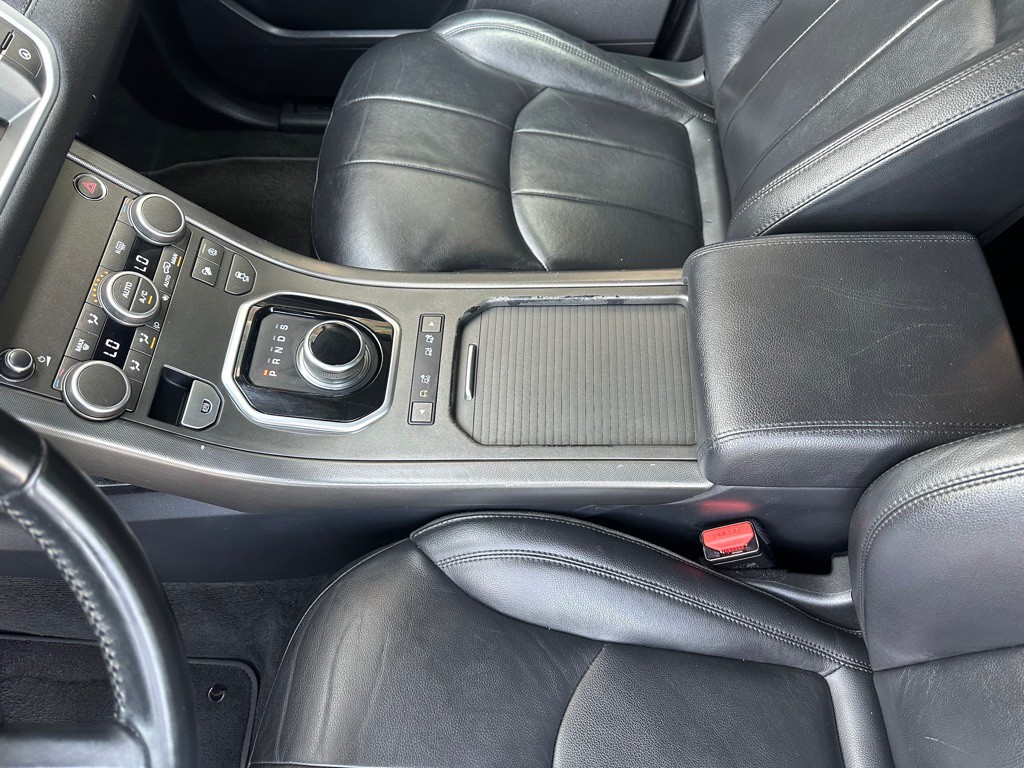 2018 Land Rover Range Rover Evoque Image 12