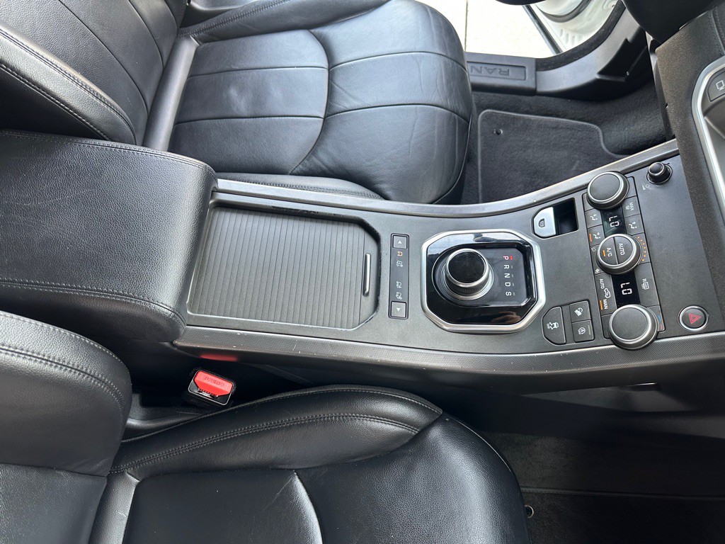 2018 Land Rover Range Rover Evoque Image 25