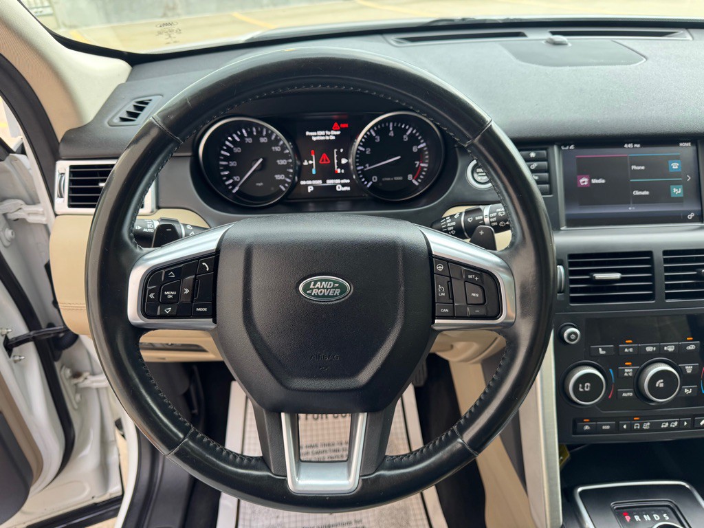 2016 Land Rover Discovery Sport Image 13