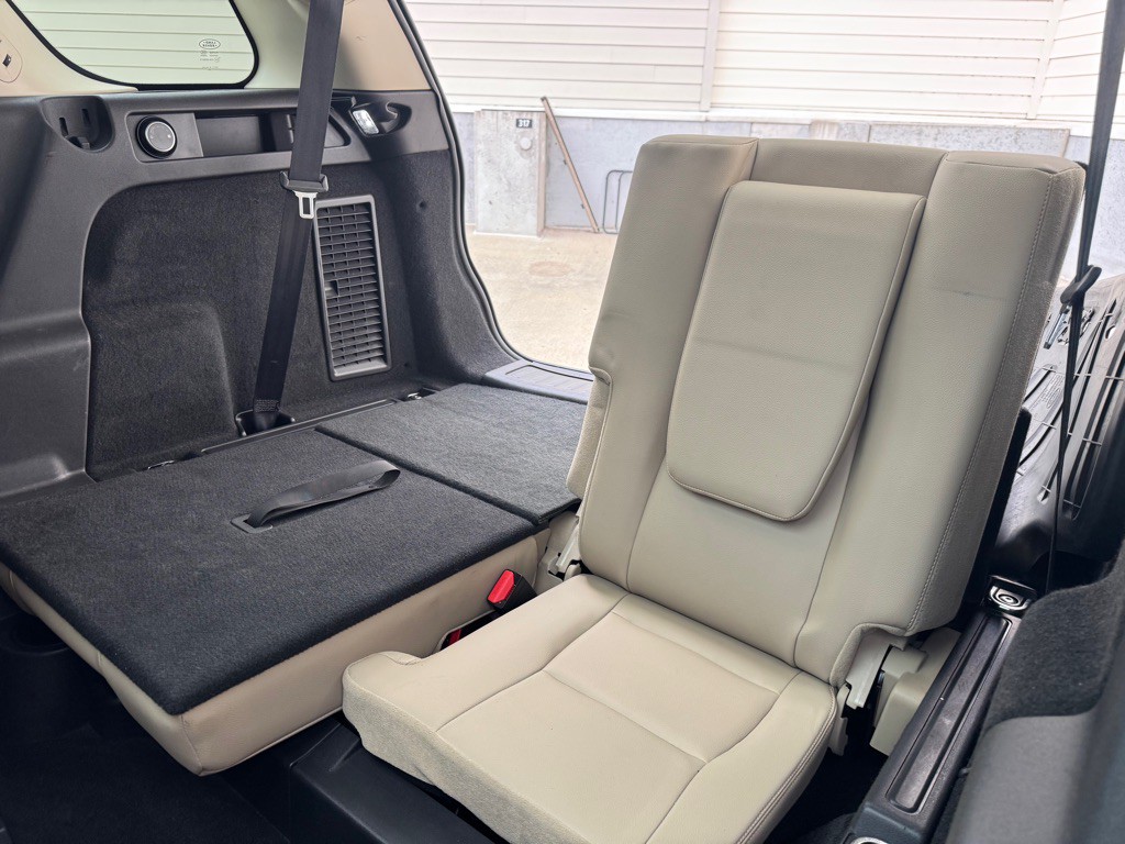 2016 Land Rover Discovery Sport Image 25