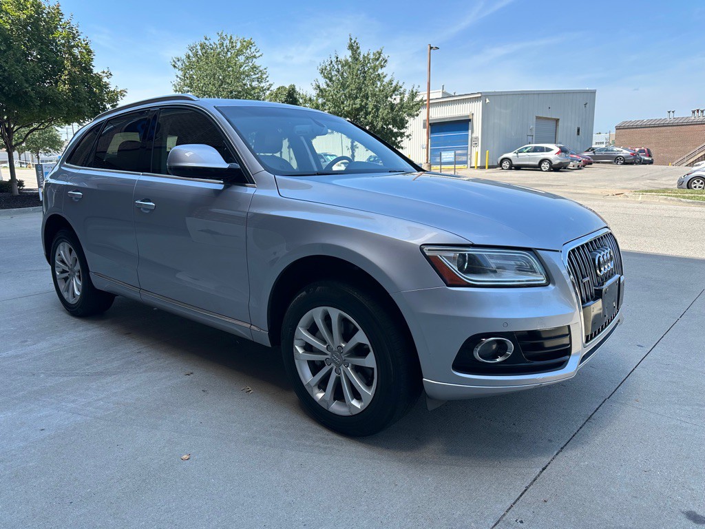 2016 Audi Q5 Image 1