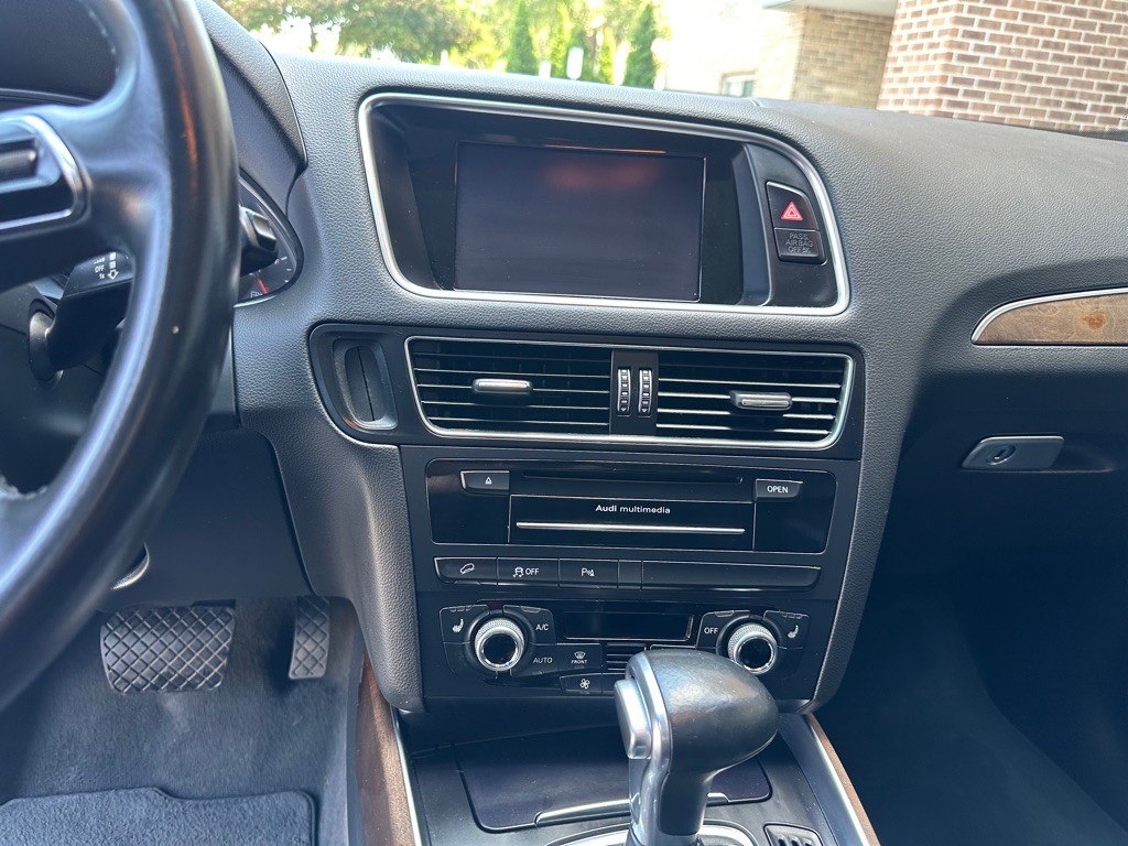 2016 Audi Q5 Image 12