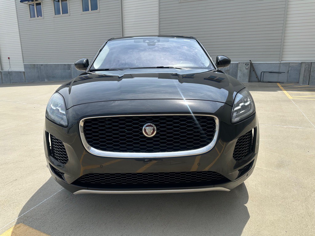 2018 Jaguar E-pace Image 2