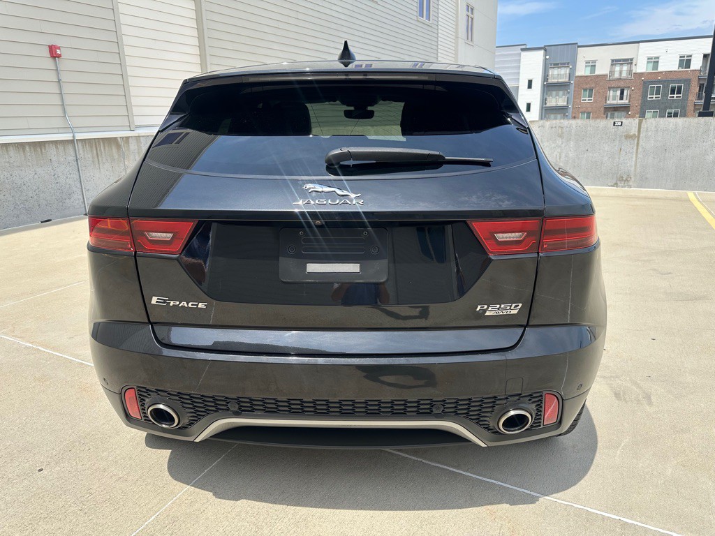 2018 Jaguar E-pace Image 6