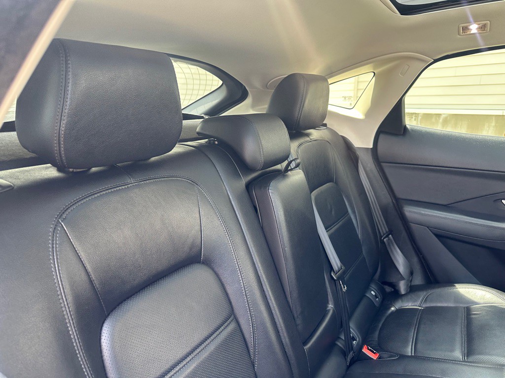 2018 Jaguar E-pace Image 23
