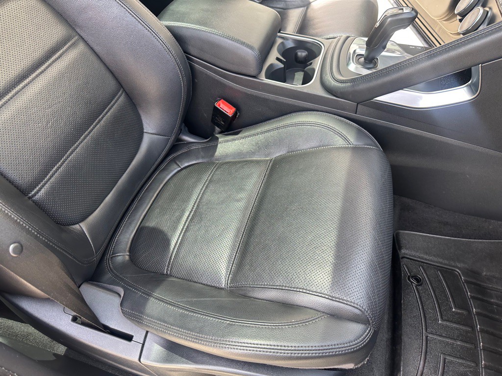 2018 Jaguar E-pace Image 27