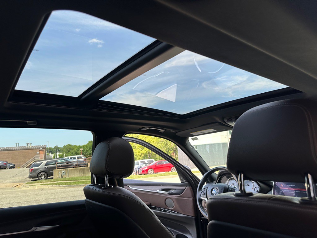 2018 BMW X5 Image 25