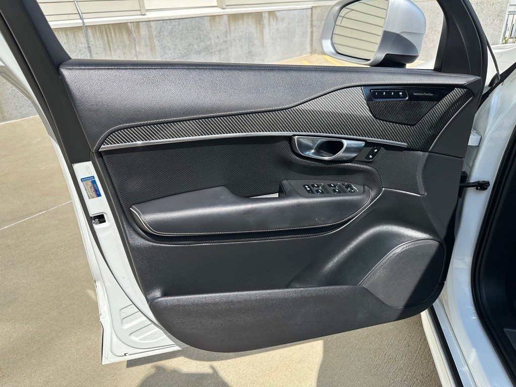 2019 Volvo XC90 Image 9