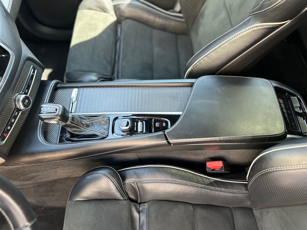 2019 Volvo XC90 Image 12