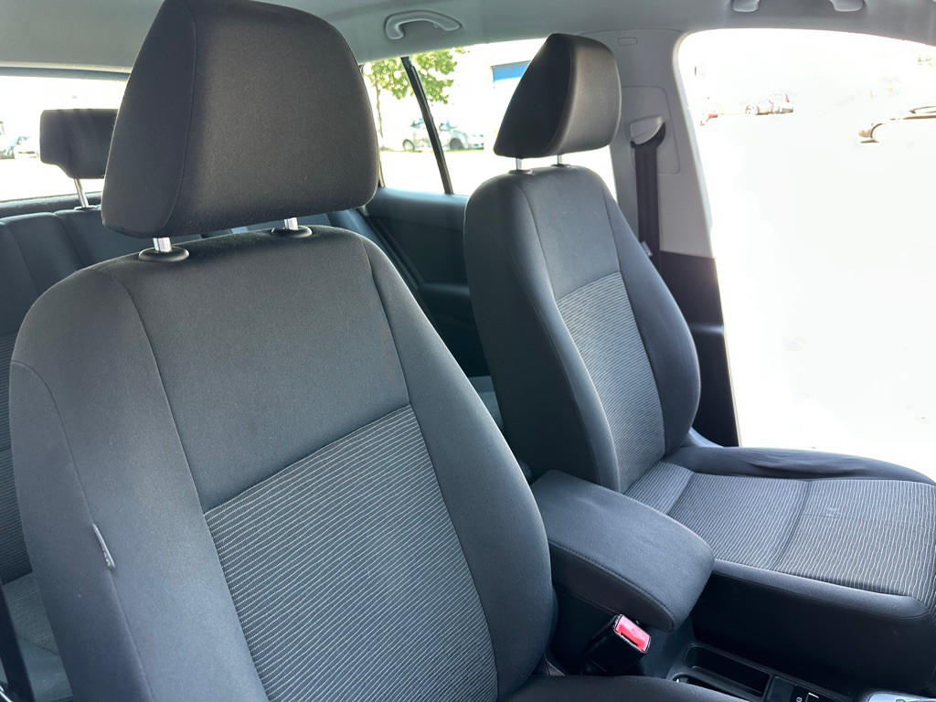 2017 Volkswagen Tiguan Image 24
