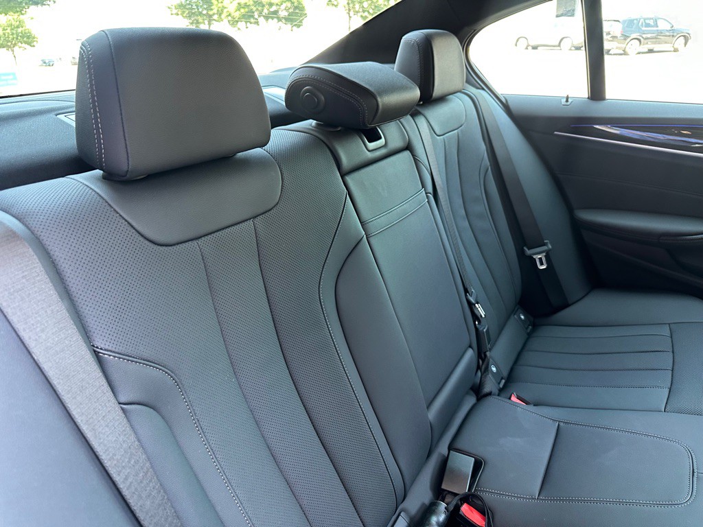 2023 BMW 5 Series Image 22