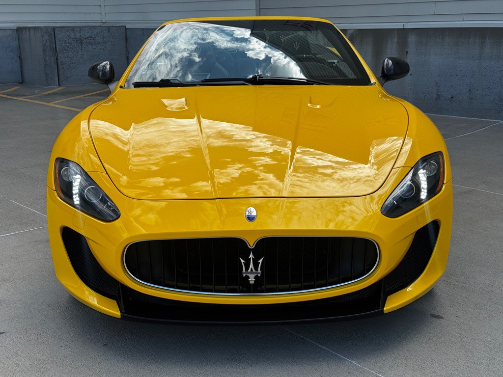 2014 Maserati GranTurismo Image 2