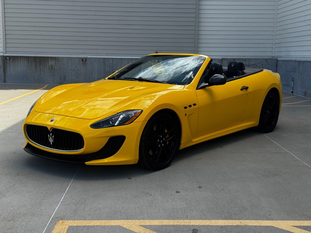 2014 Maserati GranTurismo Image 3