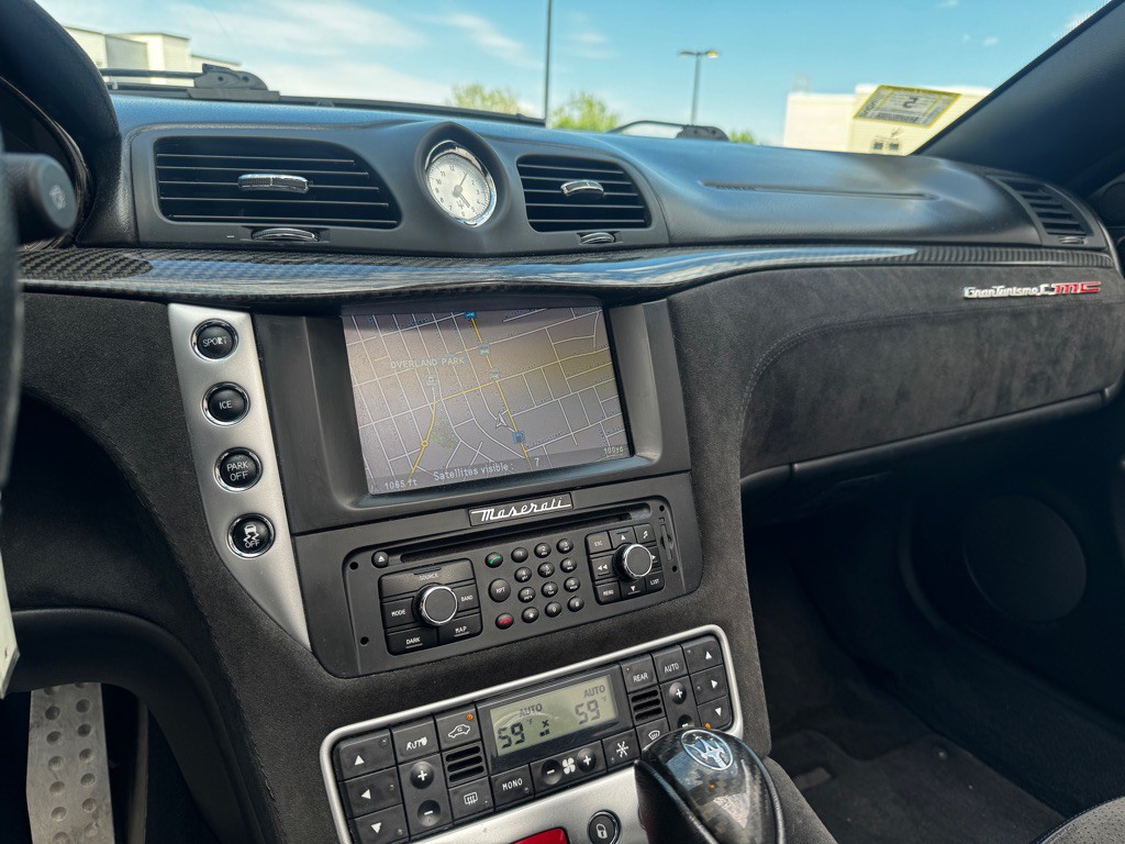 2014 Maserati GranTurismo Image 14