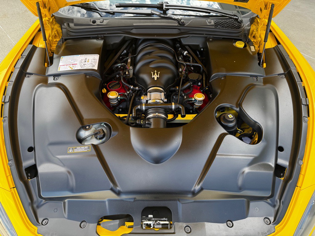 2014 Maserati GranTurismo Image 21