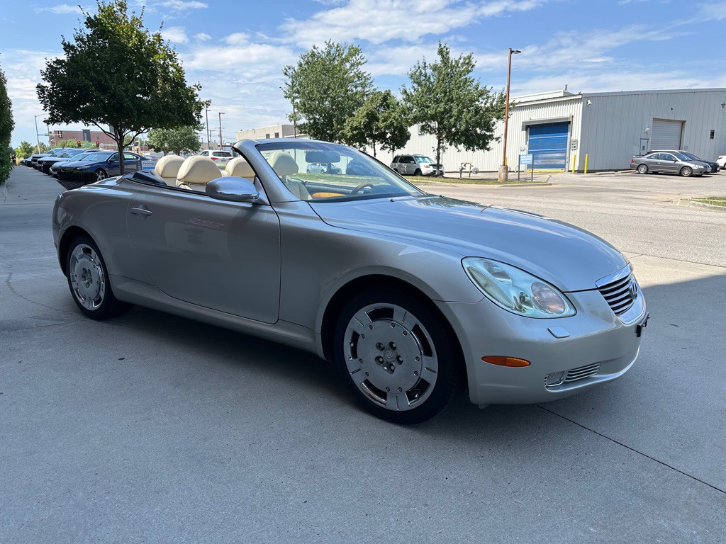 2002 Lexus SC Image 1