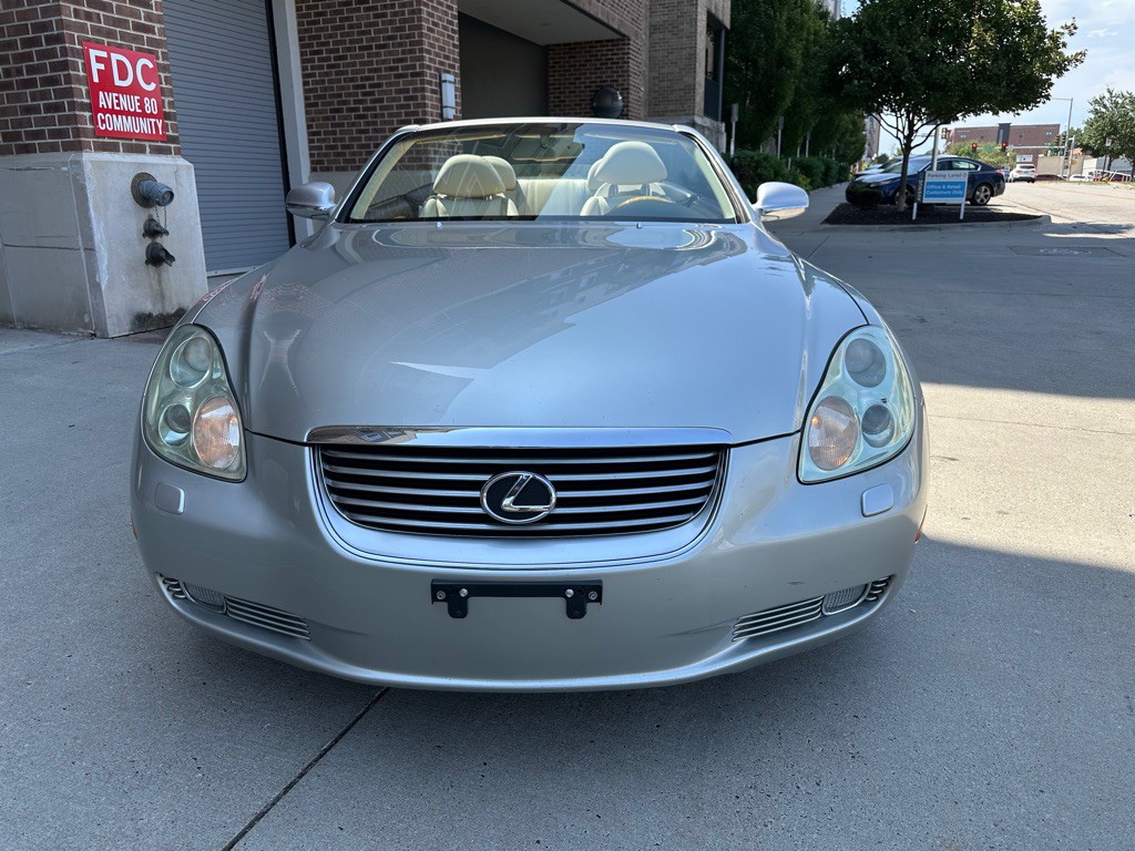 2002 Lexus SC Image 2