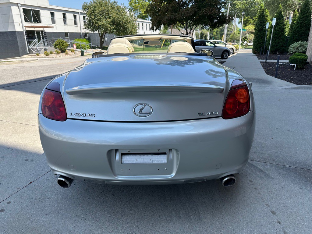 2002 Lexus SC Image 6