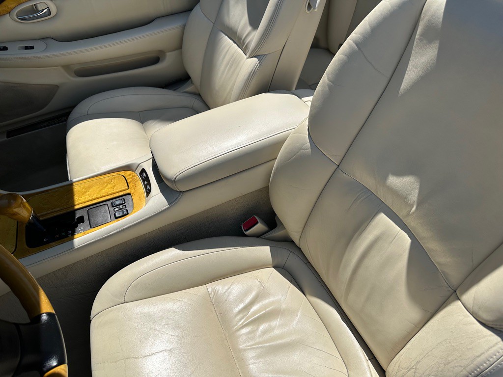 2002 Lexus SC Image 13