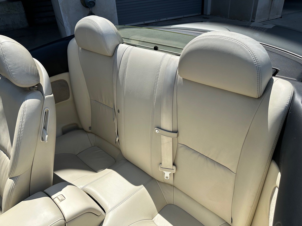 2002 Lexus SC Image 16