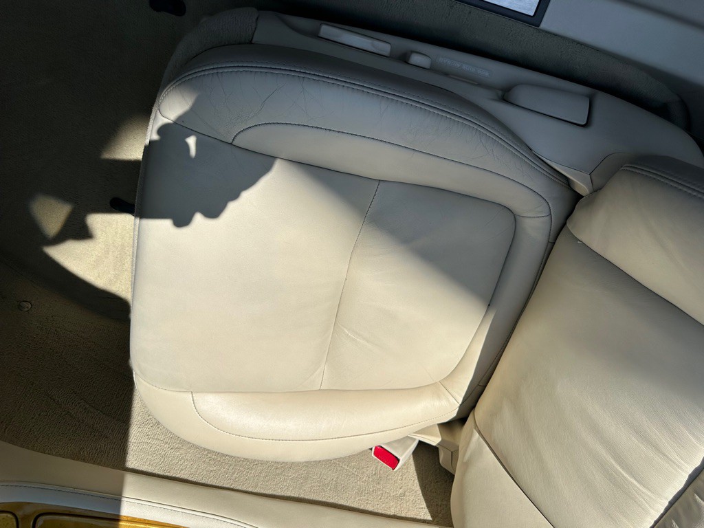 2002 Lexus SC Image 21