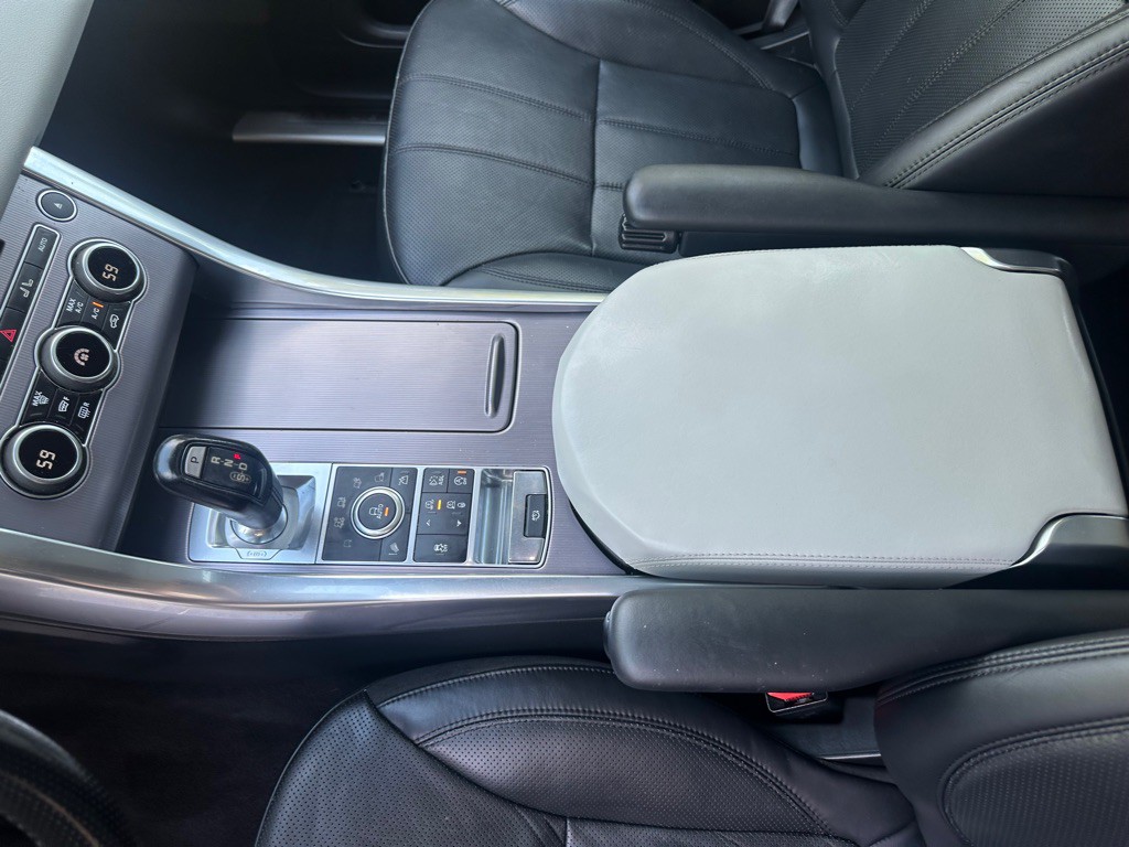 2014 Land Rover Range Rover Sport Image 14