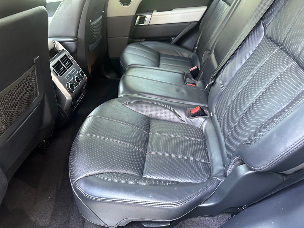 2014 Land Rover Range Rover Sport Image 19