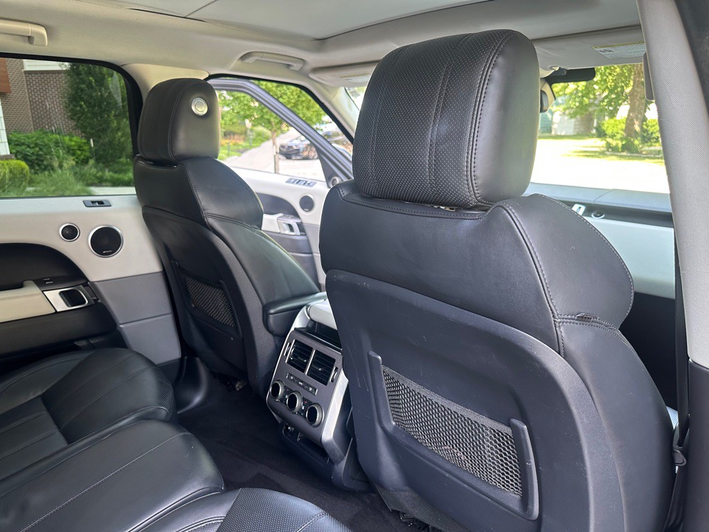 2014 Land Rover Range Rover Sport Image 22