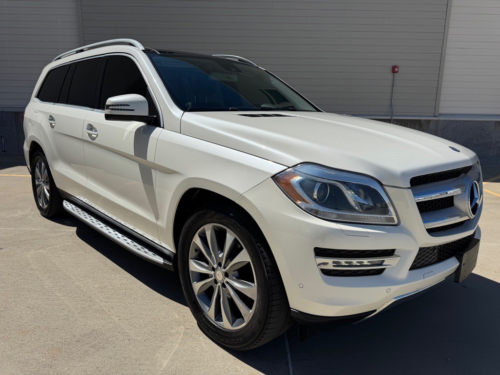 2015 Mercedes-Benz GL-Class Image 1
