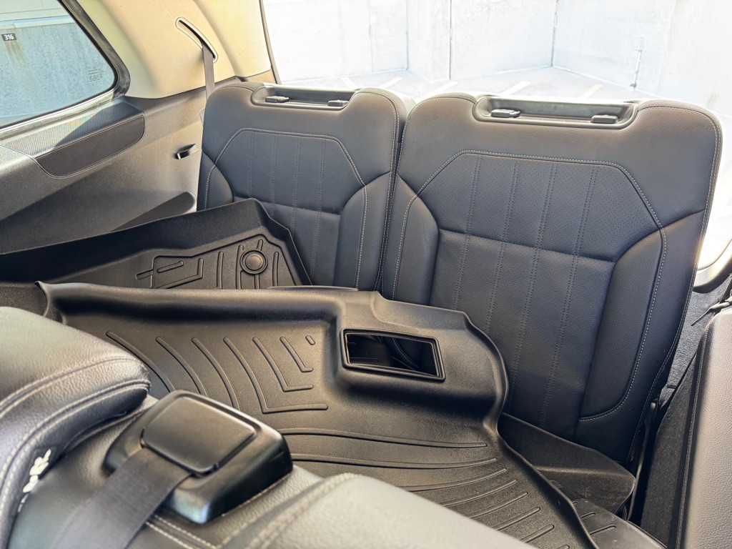 2015 Mercedes-Benz GL-Class Image 25