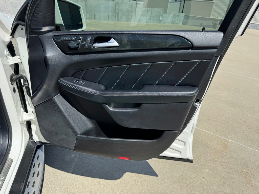 2015 Mercedes-Benz GL-Class Image 29