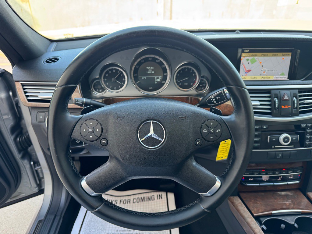 2011 Mercedes-Benz E-Class Image 12