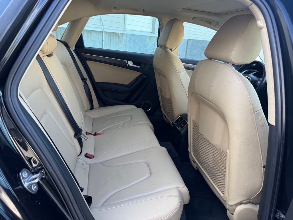 2014 Audi A4 Image 25