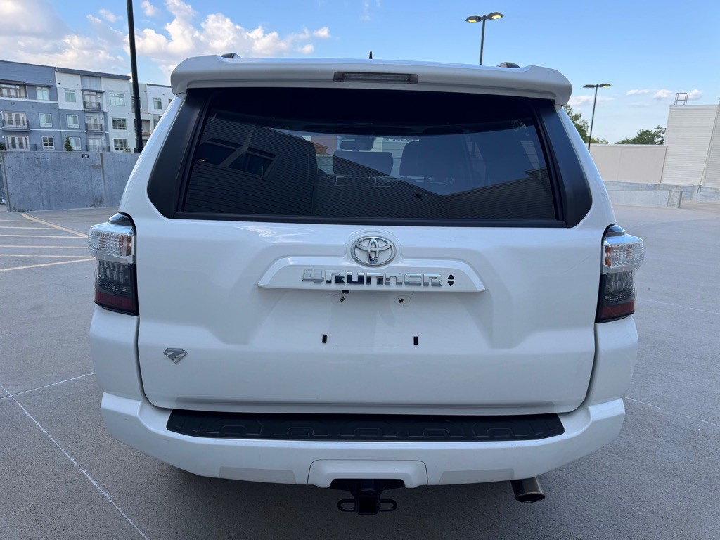 2020 Toyota 4Runner Image 4