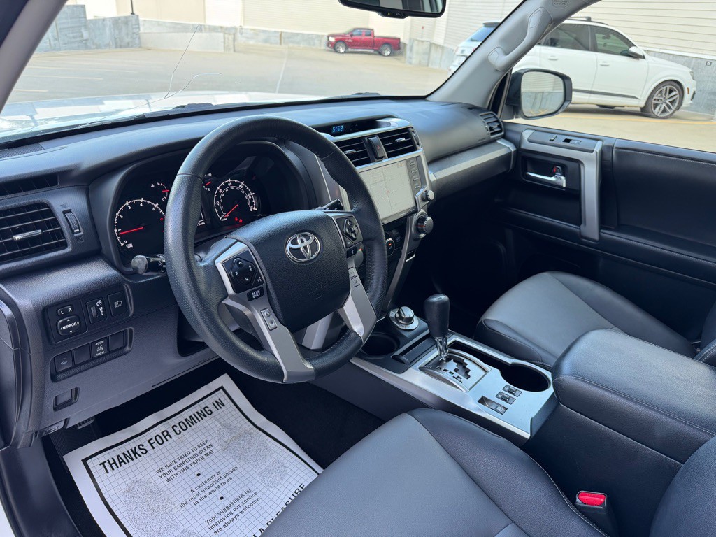 2020 Toyota 4Runner Image 11