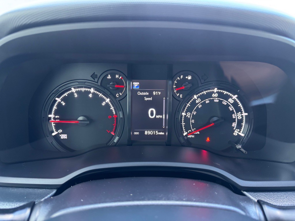 2020 Toyota 4Runner Image 15
