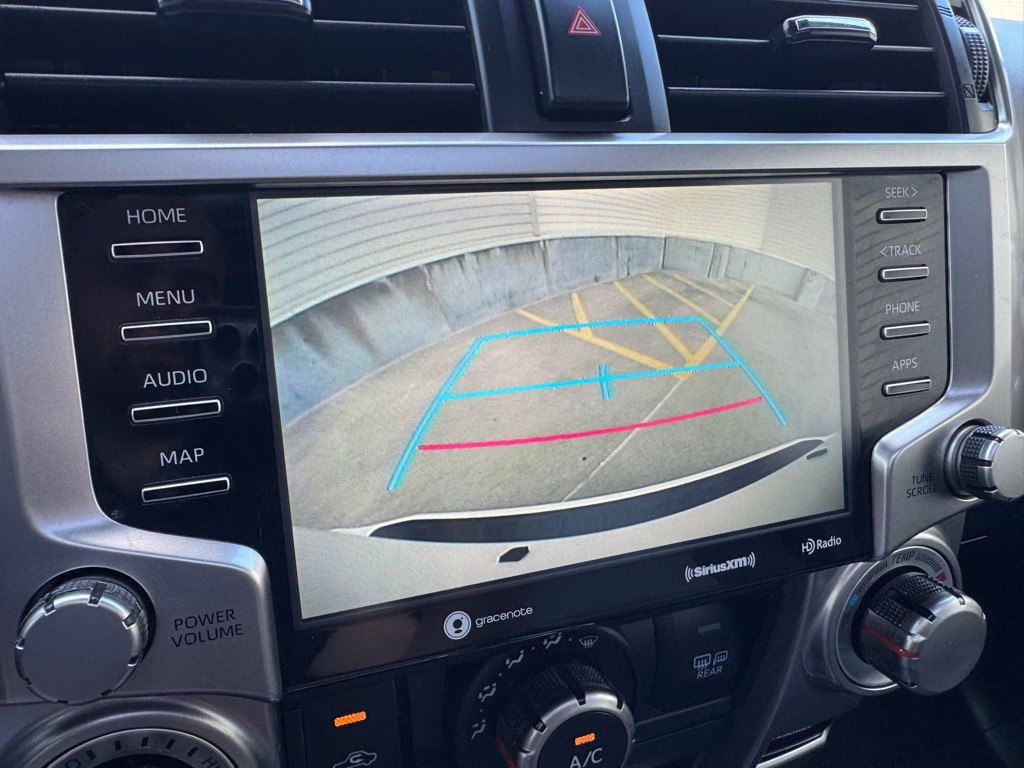 2020 Toyota 4Runner Image 18