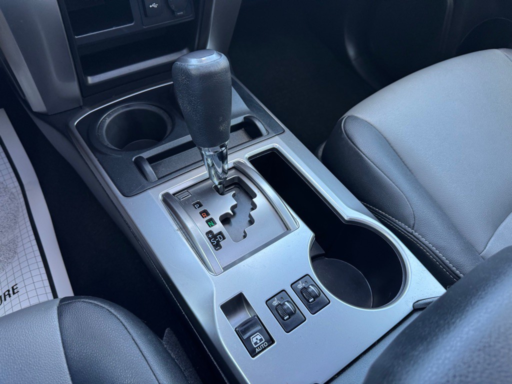 2020 Toyota 4Runner Image 20
