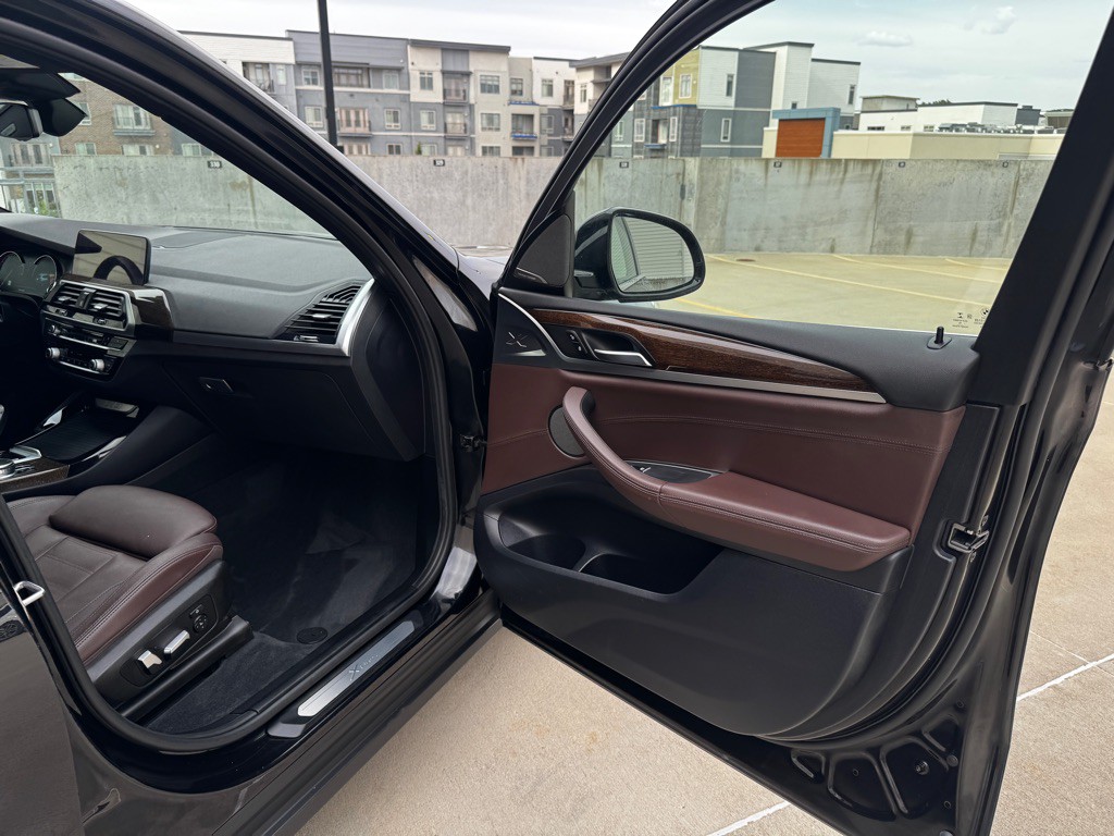 2018 BMW X3 Image 23