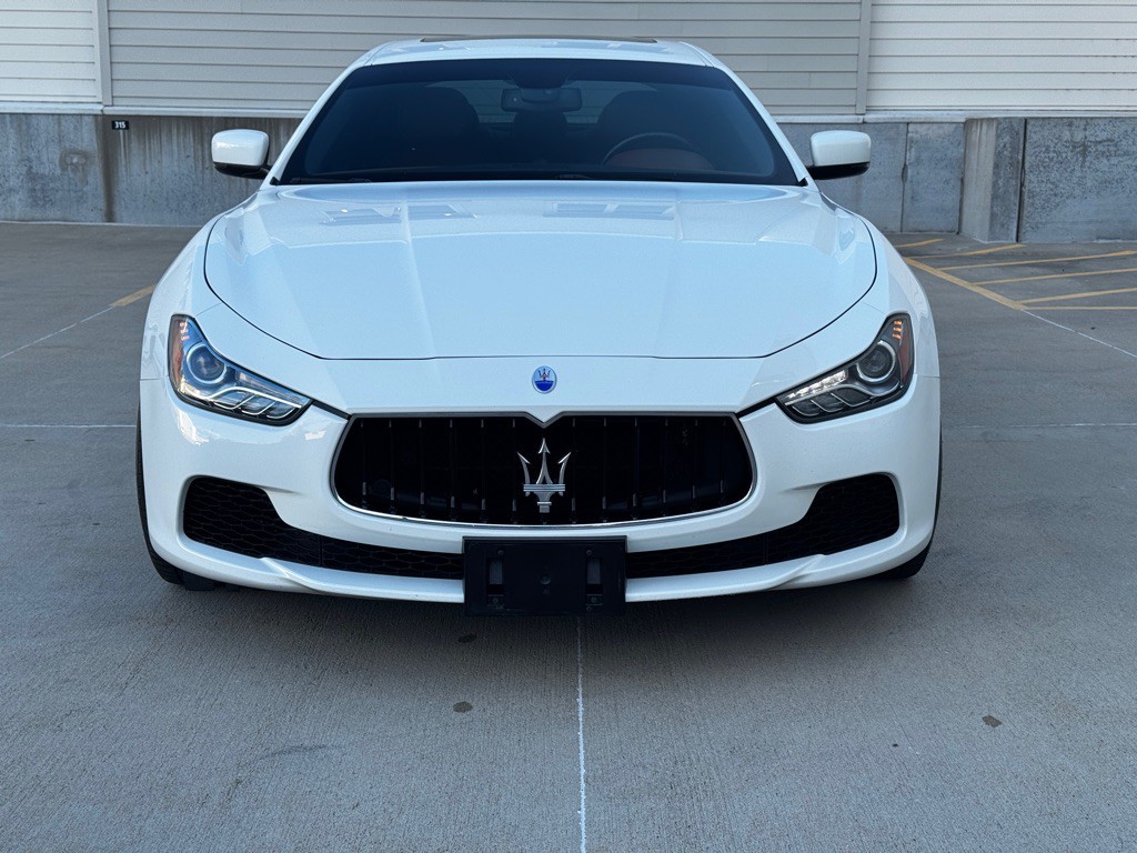 2016 Maserati Ghibli Image 2