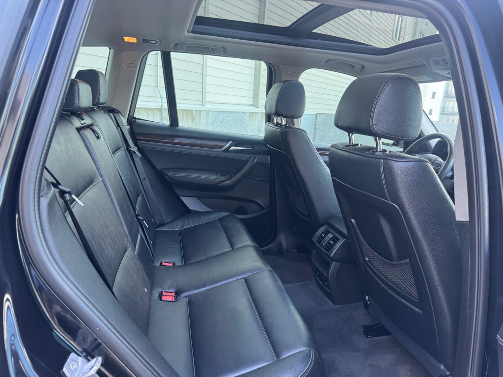 2015 BMW X3 Image 25