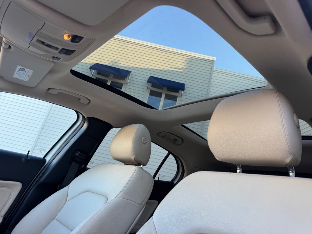 2018 Mercedes-Benz GLA-Class Image 12