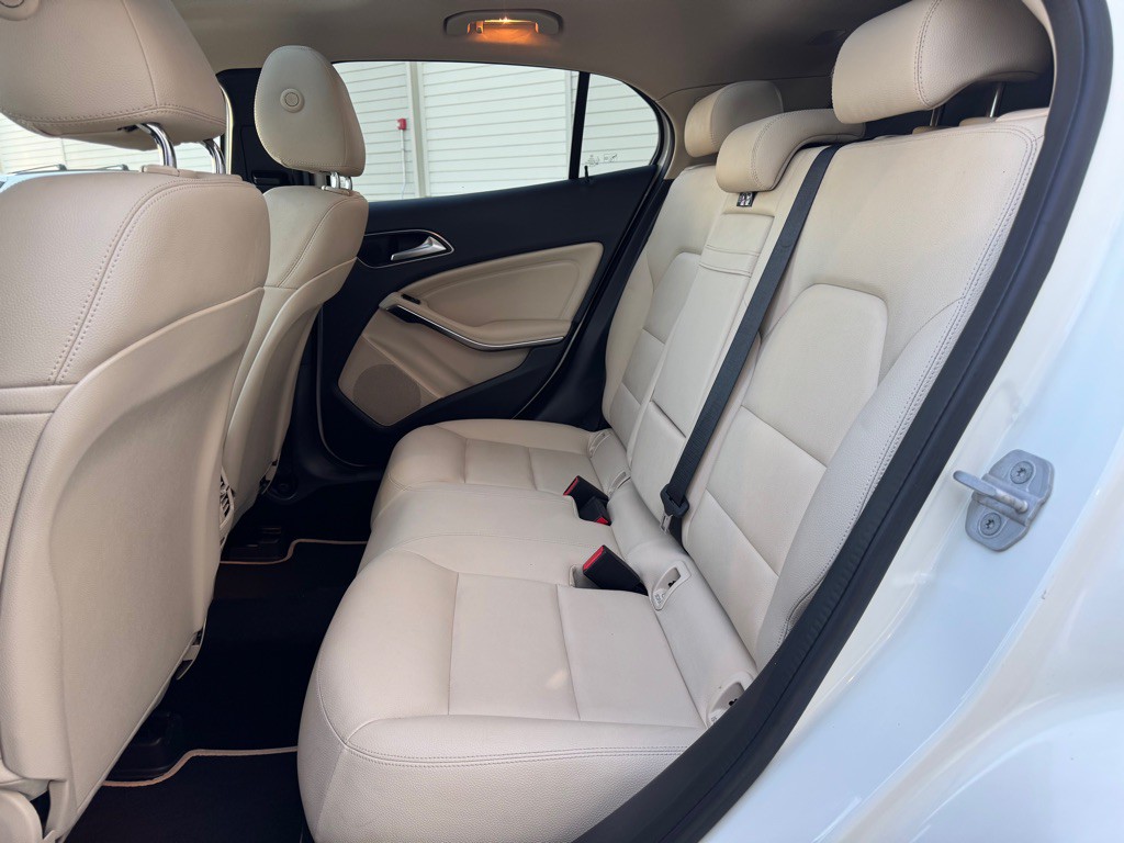 2018 Mercedes-Benz GLA-Class Image 21