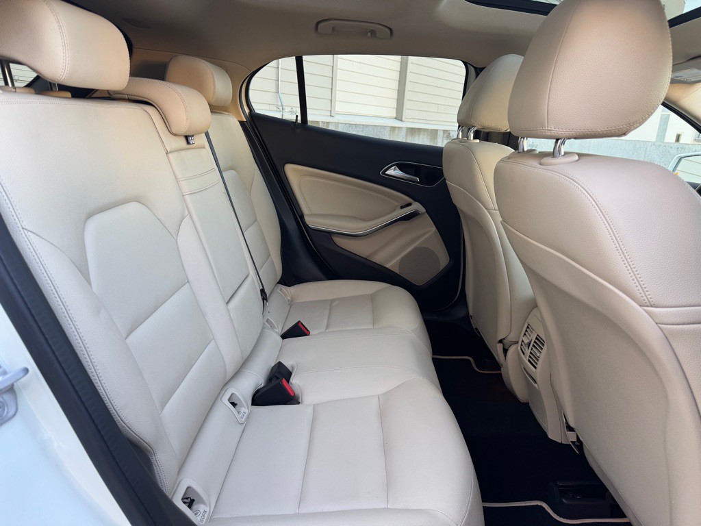 2018 Mercedes-Benz GLA-Class Image 25