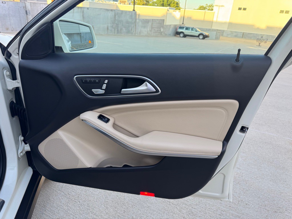 2018 Mercedes-Benz GLA-Class Image 26