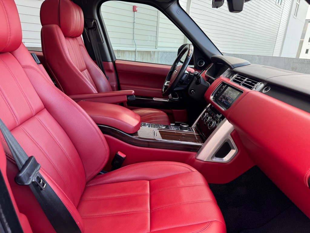 2014 Land Rover Range Rover Image 33