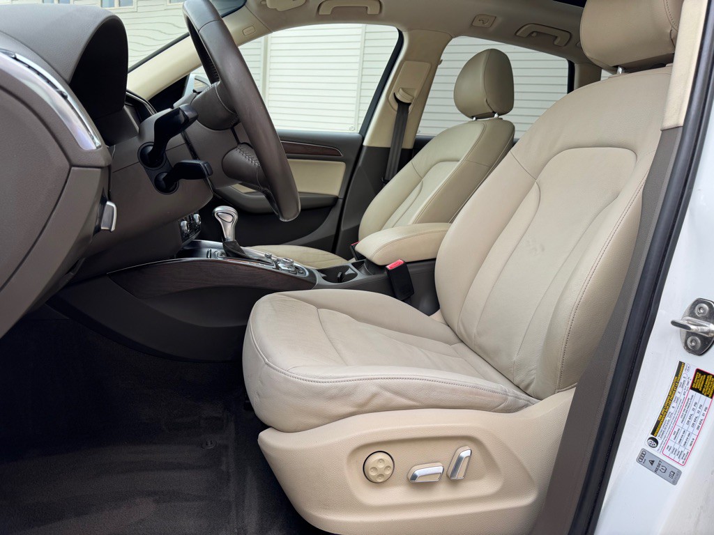 2015 Audi Q5 Image 12