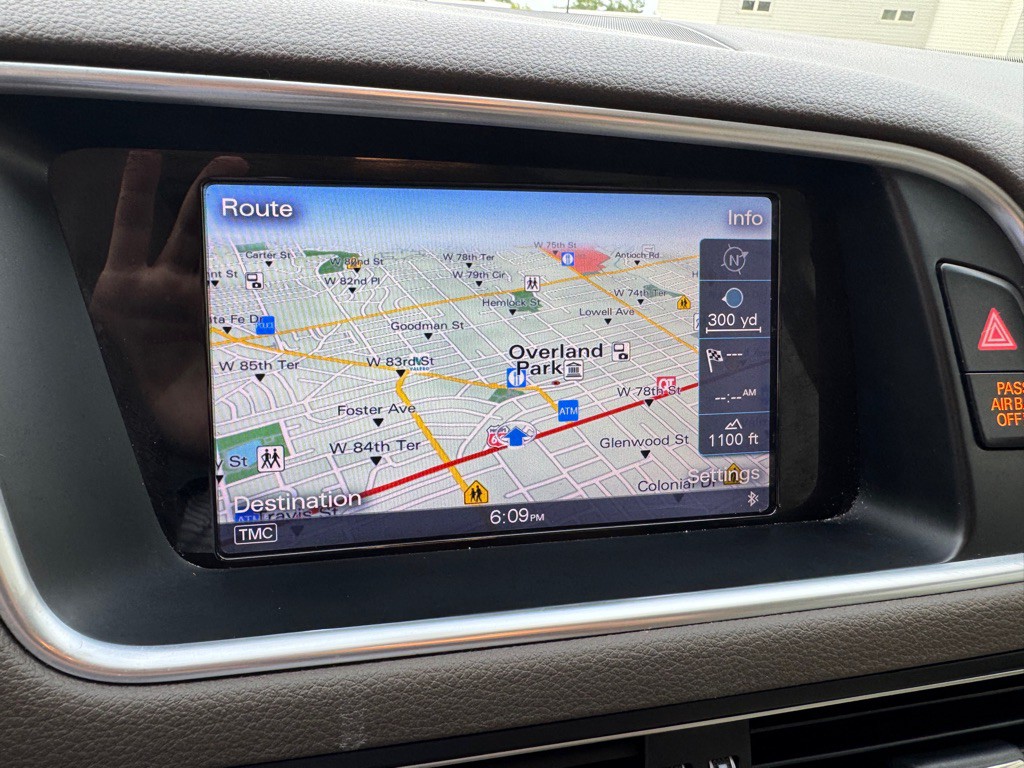 2015 Audi Q5 Image 17
