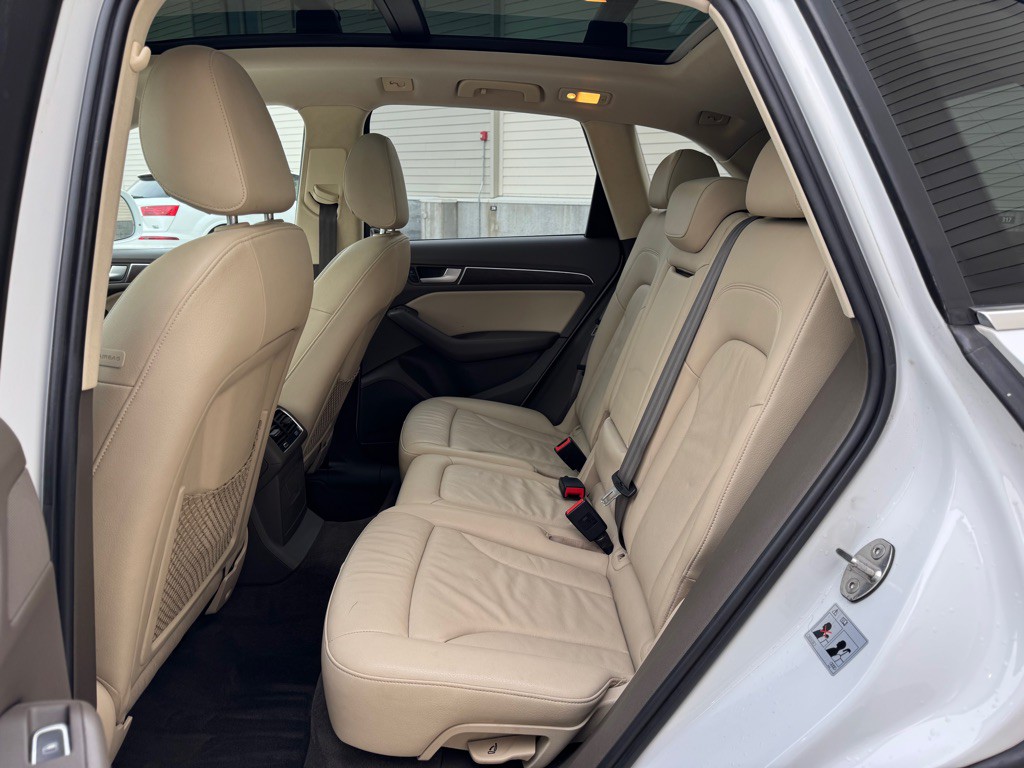2015 Audi Q5 Image 21