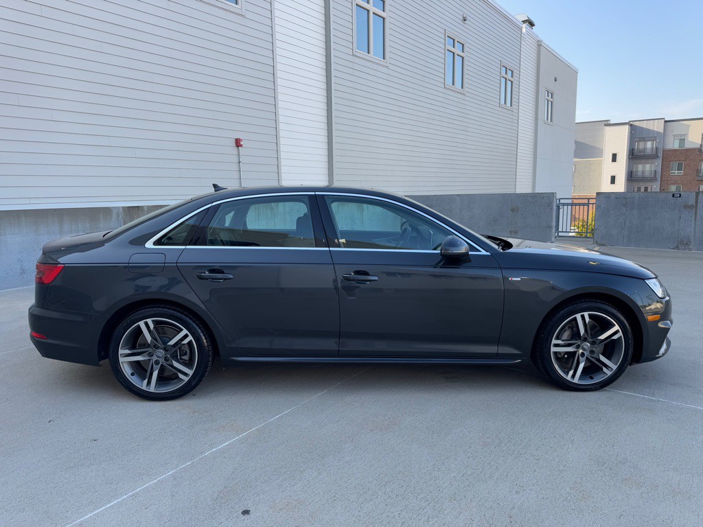 2017 Audi A4 Image 2